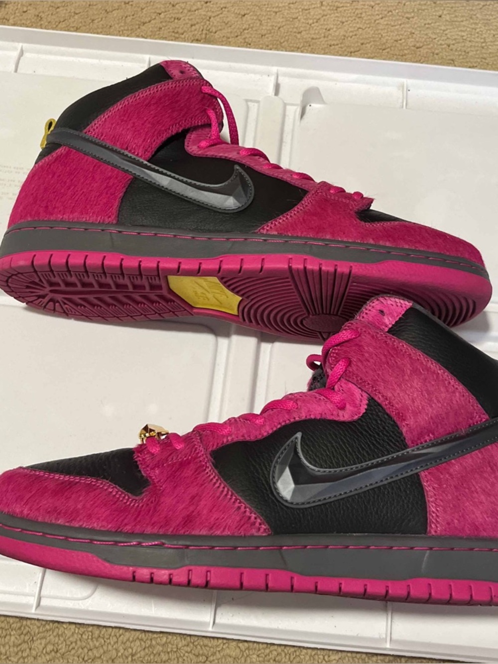 Nike SB Dunk High RUN THE JEWELS 4/20 Size 10.5 DX4356-600 Pink Black